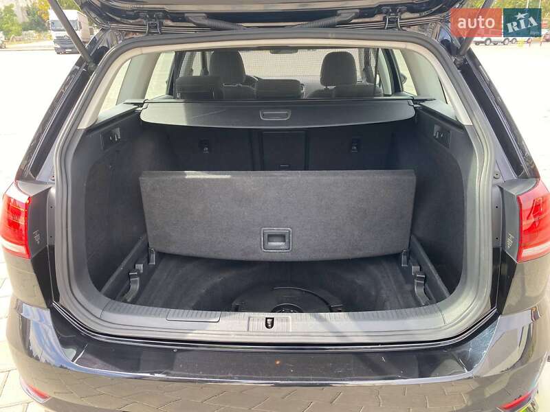 Универсал Volkswagen Golf 2017 в Черкассах