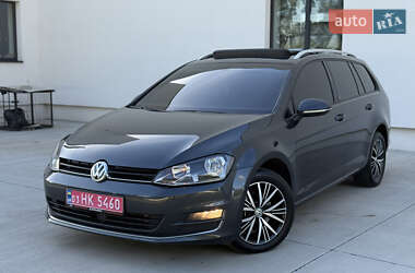 Универсал Volkswagen Golf 2017 в Луцке