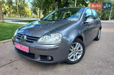 Хетчбек Volkswagen Golf 2006 в Запоріжжі