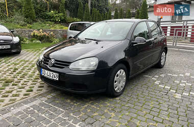 Хэтчбек Volkswagen Golf 2004 в Звягеле