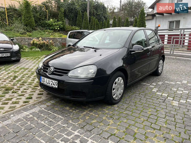 Volkswagen Golf 2004
