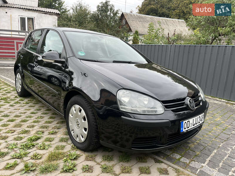 Хэтчбек Volkswagen Golf 2004 в Звягеле фото 3 Хэтчбек Volkswagen Golf 2004 в Звягеле
