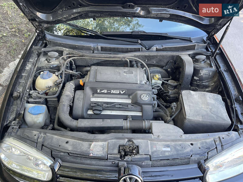 Універсал Volkswagen Golf 1999 в Львові