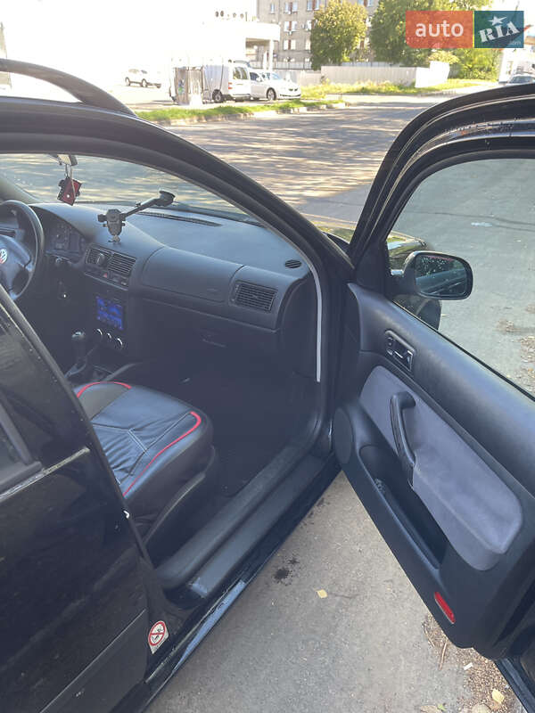 Універсал Volkswagen Golf 1999 в Львові