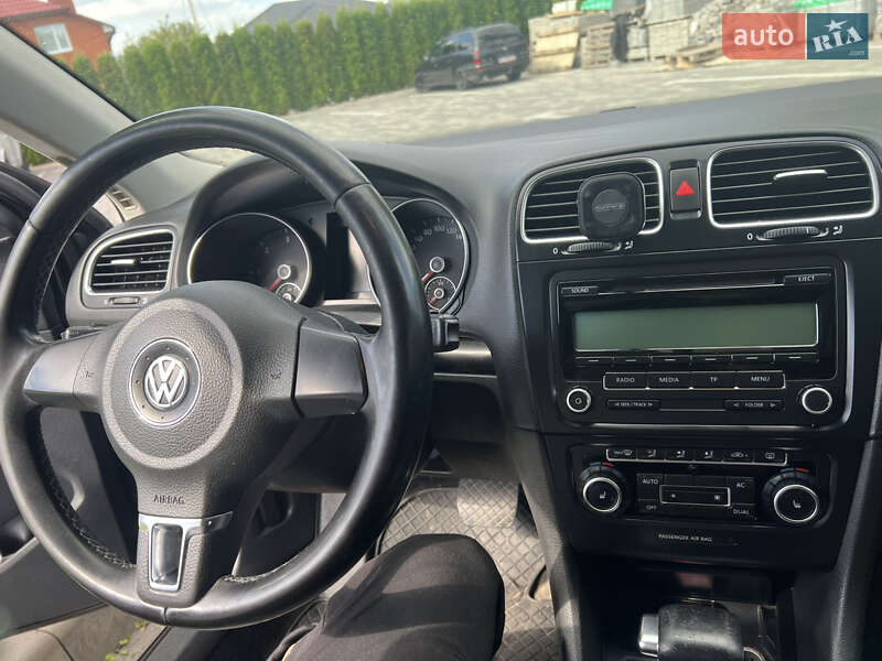 Універсал Volkswagen Golf 2010 в Луцьку