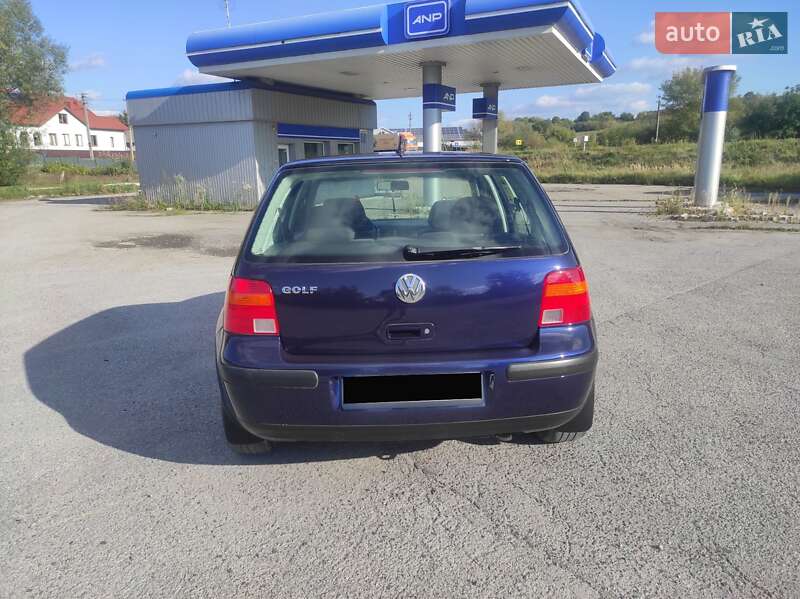 Хэтчбек Volkswagen Golf 2000 в Тернополе