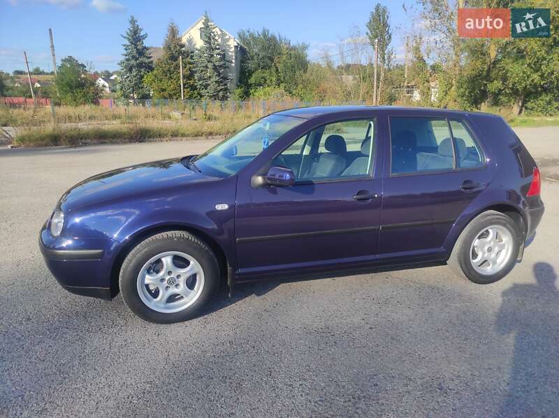 Хэтчбек Volkswagen Golf 2000 в Тернополе