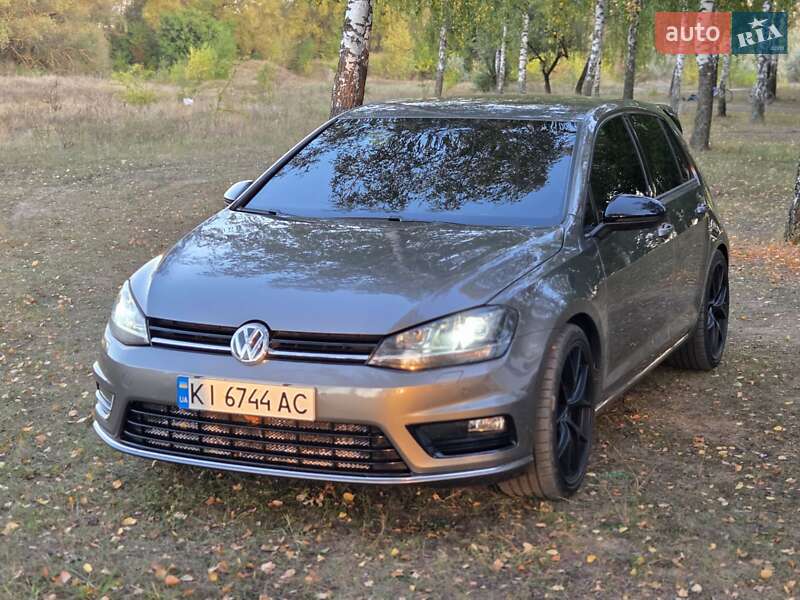 Хетчбек Volkswagen Golf 2013 в Пирятині
