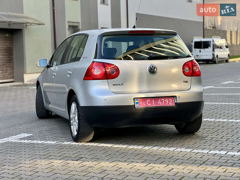 Хэтчбек Volkswagen Golf 2007 в Ивано-Франковске