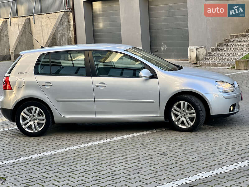 Хэтчбек Volkswagen Golf 2007 в Ивано-Франковске