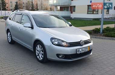 Универсал Volkswagen Golf 2011 в Ровно