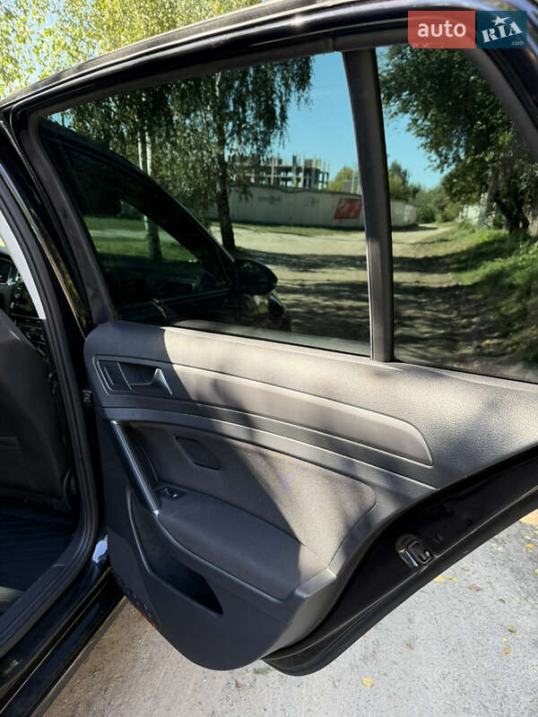 Хэтчбек Volkswagen Golf 2017 в Киеве фото 14 Хэтчбек Volkswagen Golf 2017 в Киеве