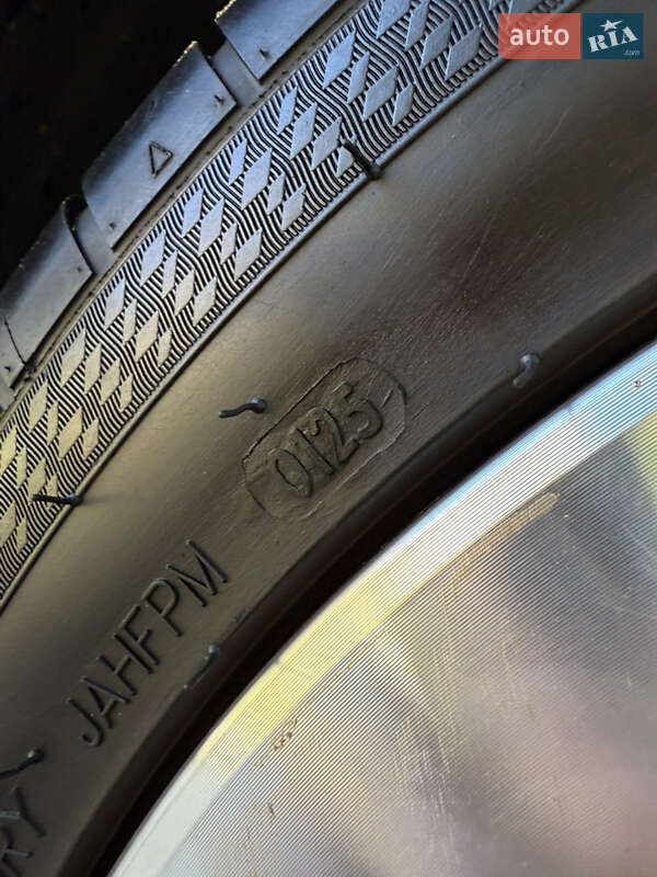 Хэтчбек Volkswagen Golf 2017 в Киеве фото 19 Хэтчбек Volkswagen Golf 2017 в Киеве