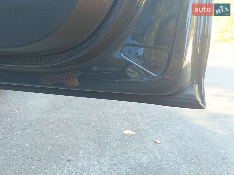 Універсал Volkswagen Golf 2014 в Києві