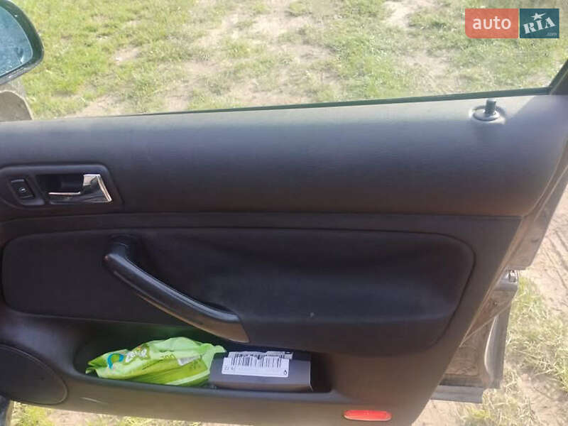 Хетчбек Volkswagen Golf 2000 в Тернополі