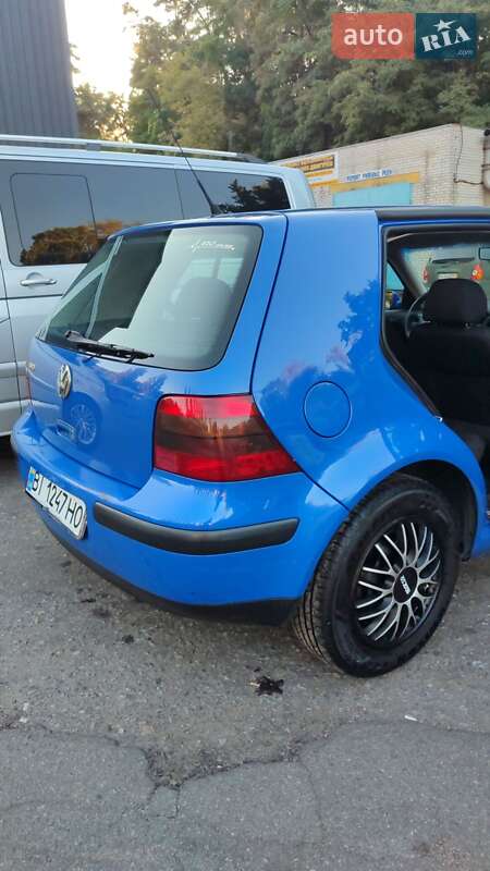 Хетчбек Volkswagen Golf 1999 в Києві