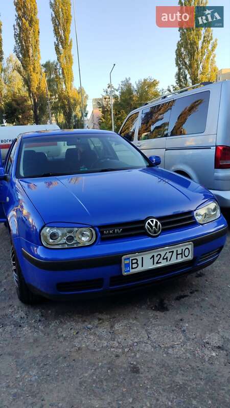 Хетчбек Volkswagen Golf 1999 в Києві