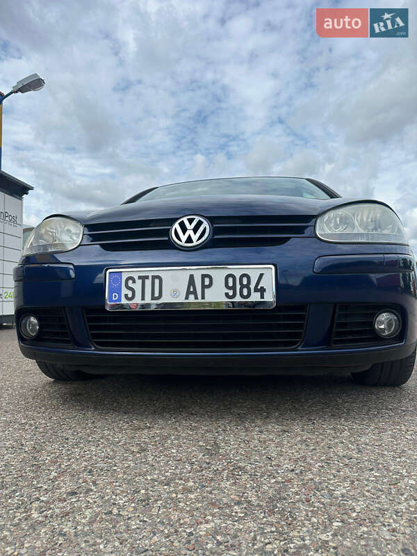 Хетчбек Volkswagen Golf 2009 в Сумах
