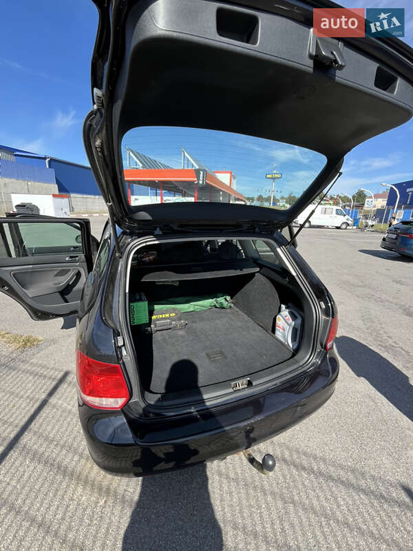 Універсал Volkswagen Golf 2007 в Вінниці