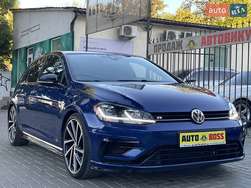 Хэтчбек Volkswagen Golf 2019 в Николаеве