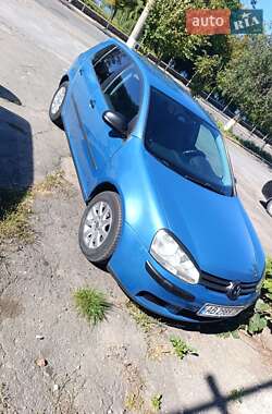 Хетчбек Volkswagen Golf 2005 в Іллінцях