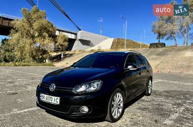 Універсал Volkswagen Golf 2011 в Києві