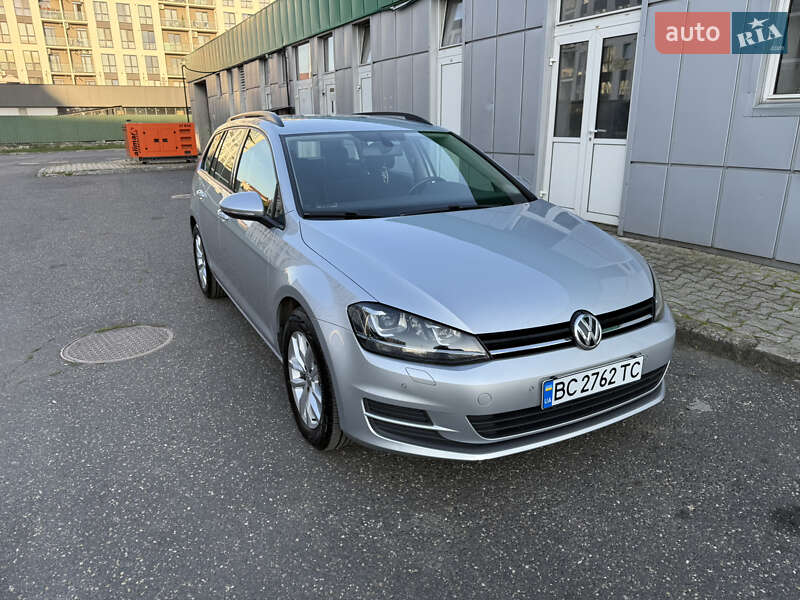 Универсал Volkswagen Golf 2015 в Ужгороде