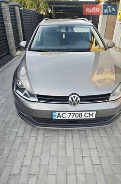 Універсал Volkswagen Golf 2015 в Луцьку