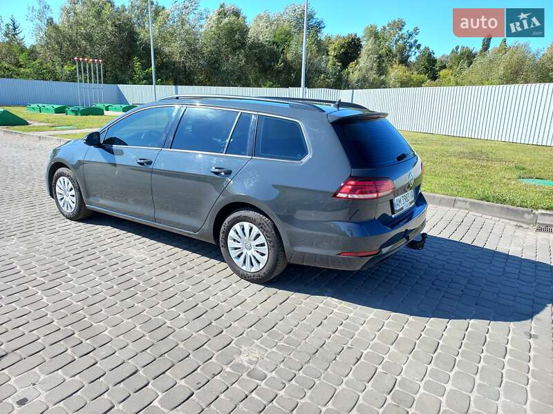 Универсал Volkswagen Golf 2018 в Бердичеве