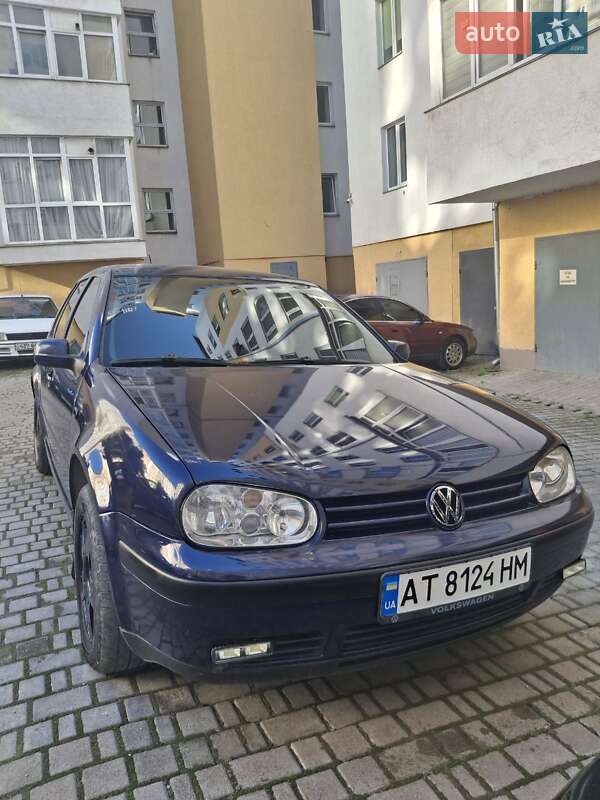 Volkswagen Golf 2002