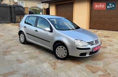 Хетчбек Volkswagen Golf 2005 в Теребовлі