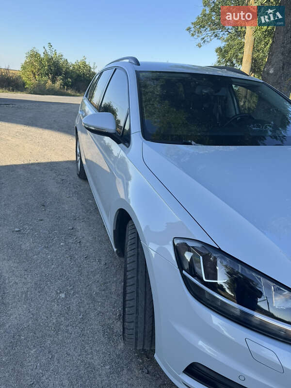 Универсал Volkswagen Golf 2017 в Жмеринке