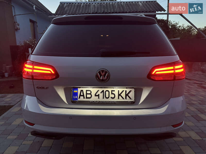 Универсал Volkswagen Golf 2017 в Жмеринке