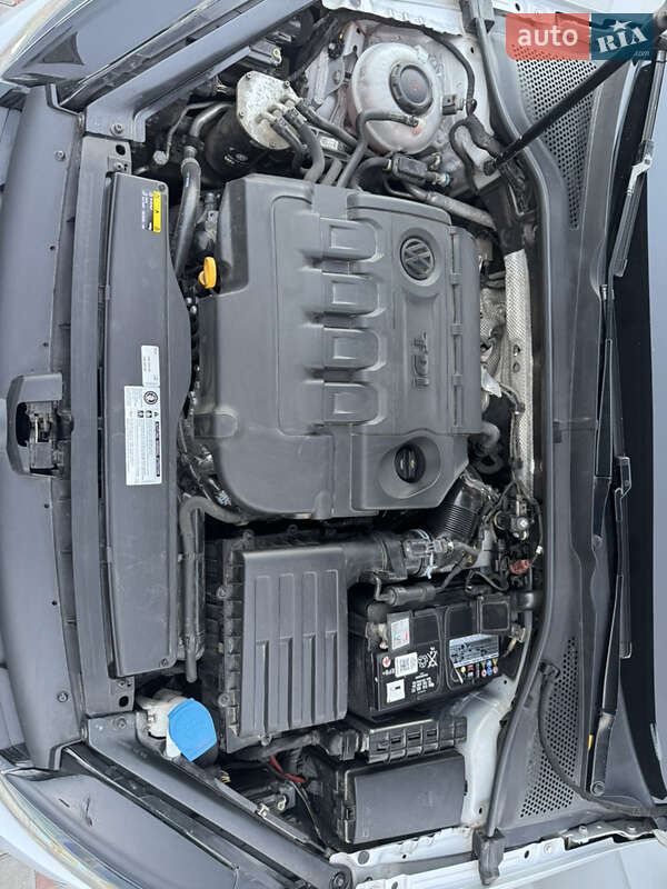 Универсал Volkswagen Golf 2017 в Жмеринке