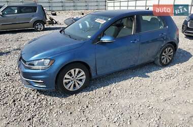 Хэтчбек Volkswagen Golf 2021 в Киеве
