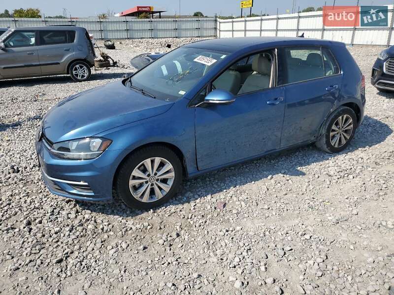 Volkswagen Golf 2021