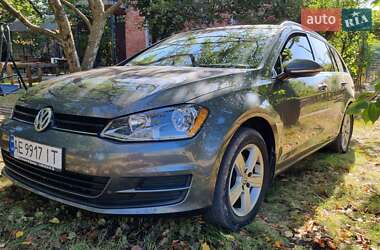 Универсал Volkswagen Golf 2015 в Днепре