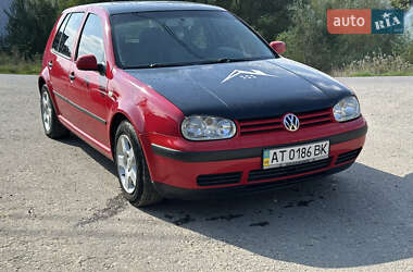 Хэтчбек Volkswagen Golf 2000 в Делятине