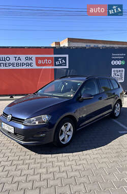 Універсал Volkswagen Golf 2014 в Вінниці
