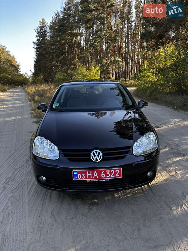 Хэтчбек Volkswagen Golf 2008 в Харькове