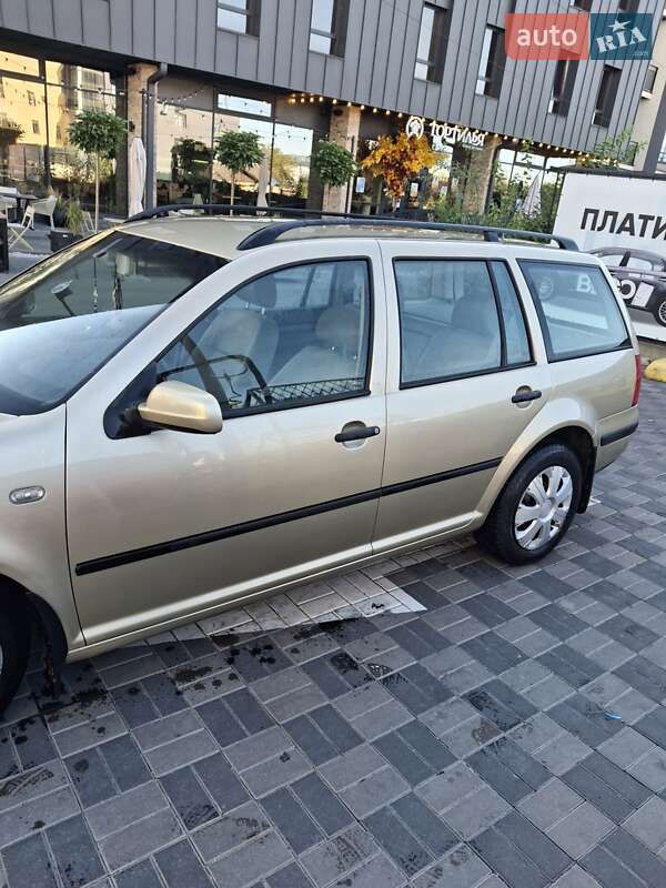Універсал Volkswagen Golf 2001 в Хмельницькому