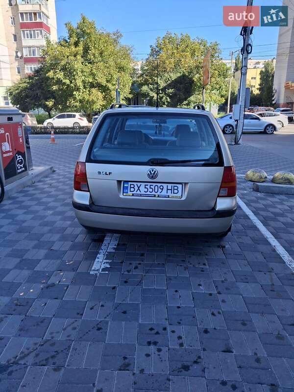 Універсал Volkswagen Golf 2001 в Хмельницькому