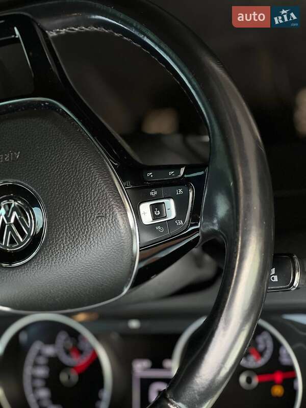 Универсал Volkswagen Golf 2019 в Киеве