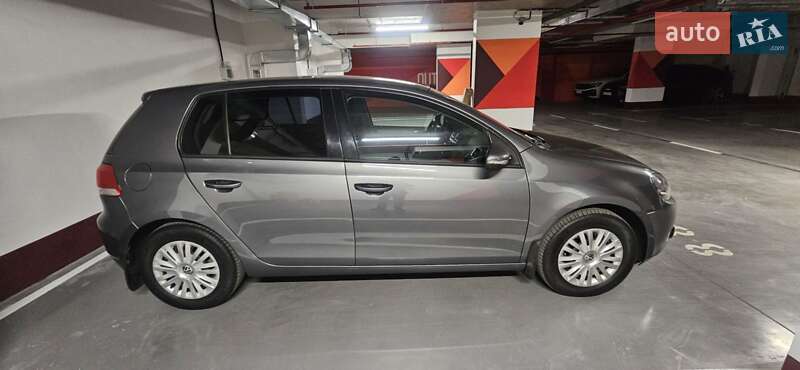 Хэтчбек Volkswagen Golf 2011 в Белой Церкви