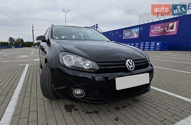 Универсал Volkswagen Golf 2012 в Киеве