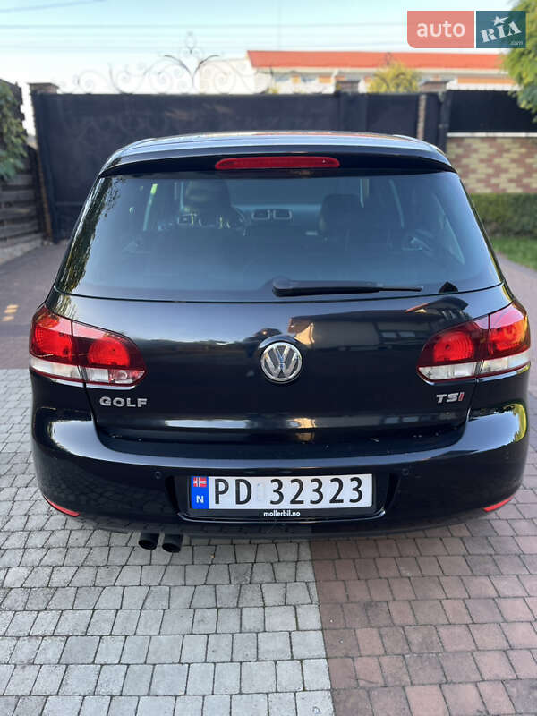Хетчбек Volkswagen Golf 2010 в Луцьку