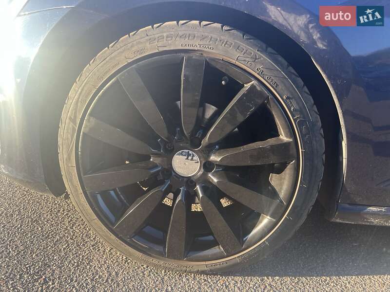 Хетчбек Volkswagen Golf 2013 в Полтаві