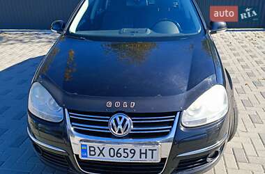 Універсал Volkswagen Golf 2009 в Шепетівці