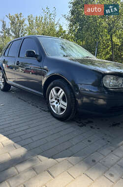 Хетчбек Volkswagen Golf 2000 в Богородчанах