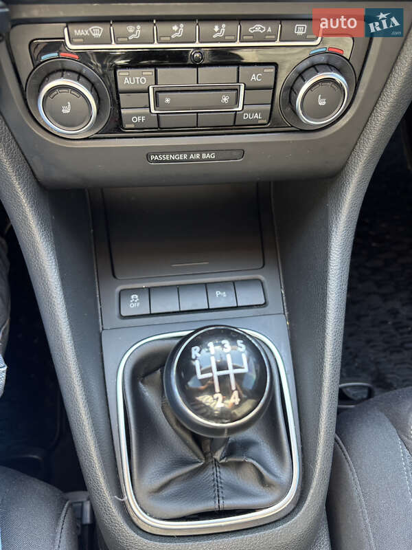 Універсал Volkswagen Golf 2010 в Ужгороді